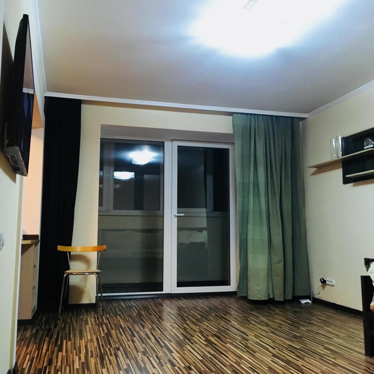 Apartment On Republic Square Ustʼ-Kamenogorsk 外观 照片