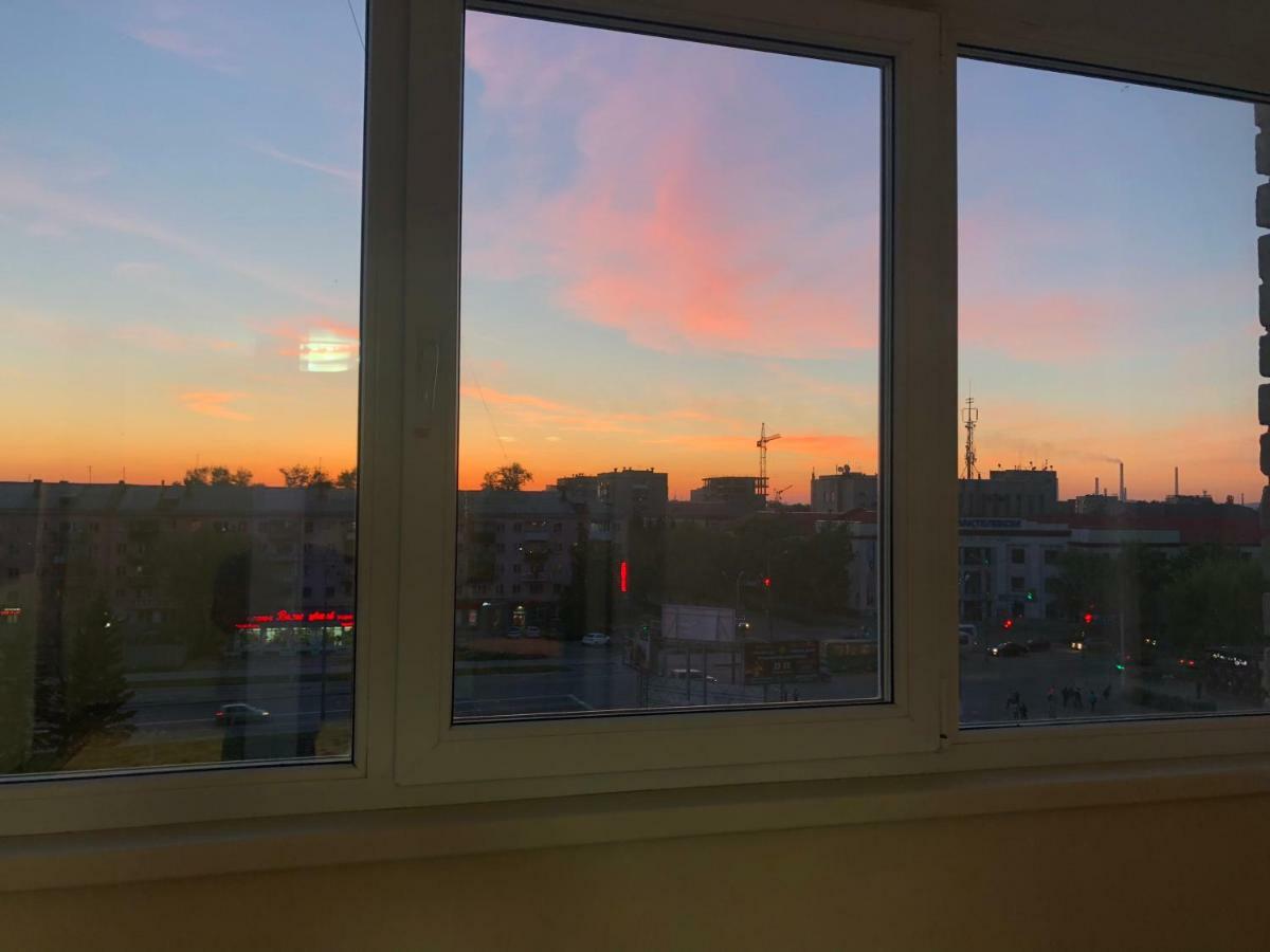 Apartment On Republic Square Ustʼ-Kamenogorsk 外观 照片